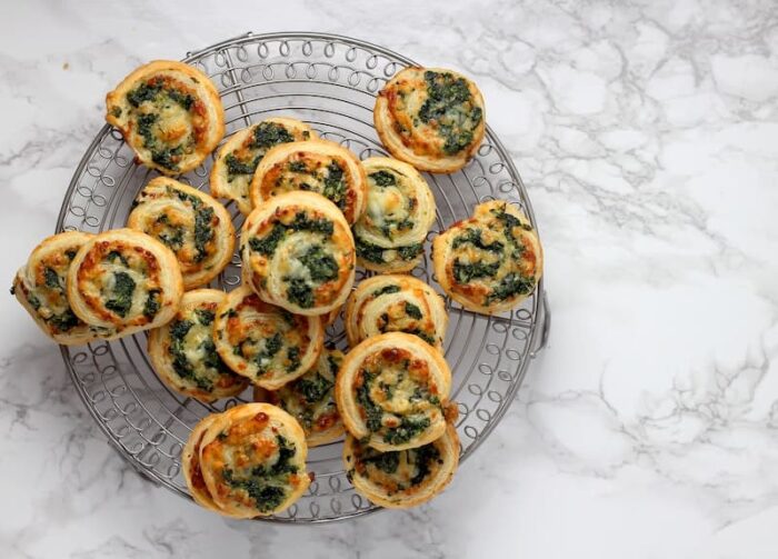 Cheese-stuffed Pizza Pretzels